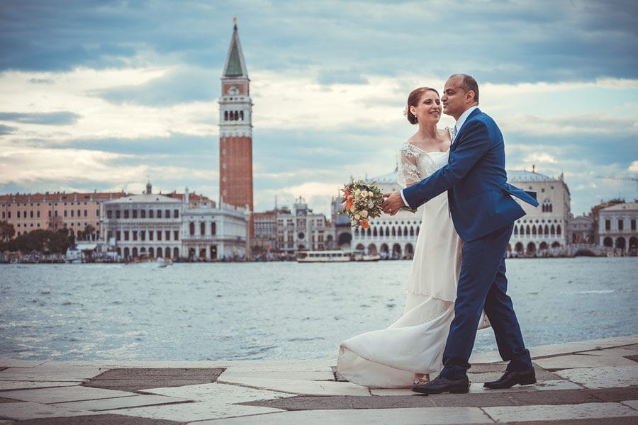 L+A - From Rome to Venice: a romantic elopement L+A - From Rome to Venice: a romantic elopement