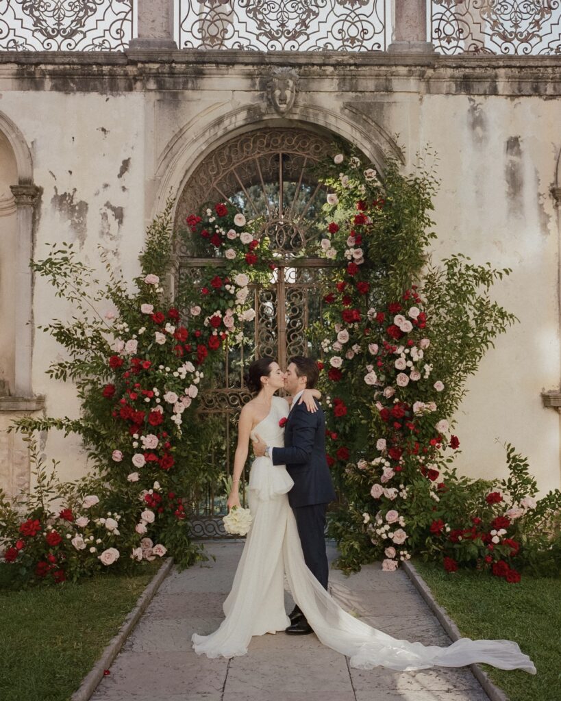 Matrimonio di Lusso al Castello di San Salvatore | Decadenza Raffinata